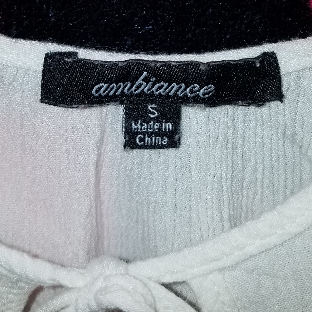 Women's Ambiance Top - Picture 3 of 6